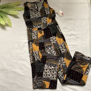 𝅺🌟nwt Bobbie Brooks Black/Multi Jumpsuit Romper⭐️